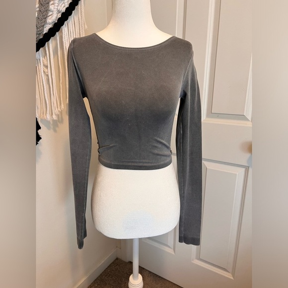 Out from Under Stretchy Workout Top with Back Design, Size S - Picture 1 of 2